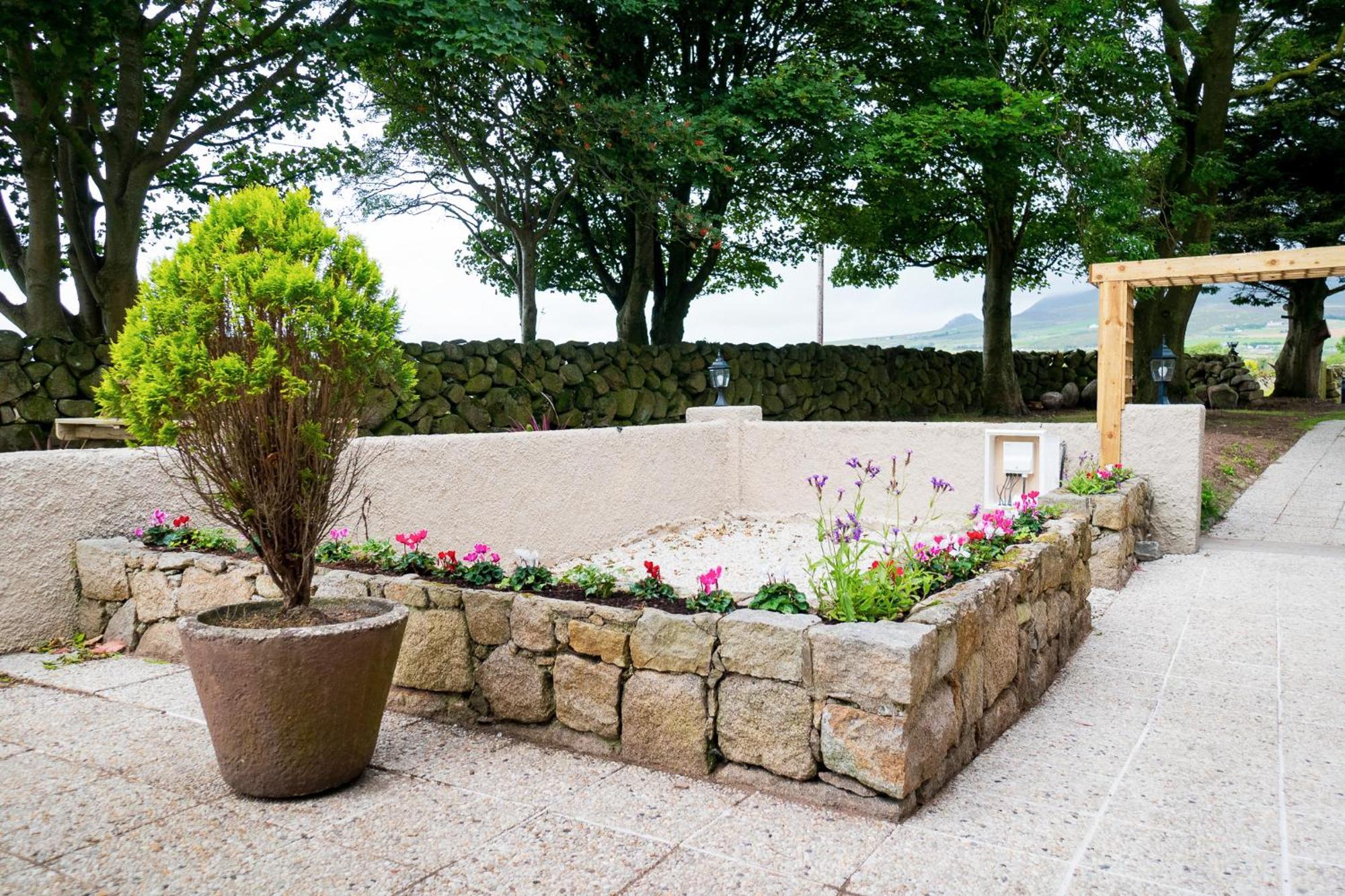 The Brambles Retreat In The Mournes Hotel Annalong Bagian luar foto